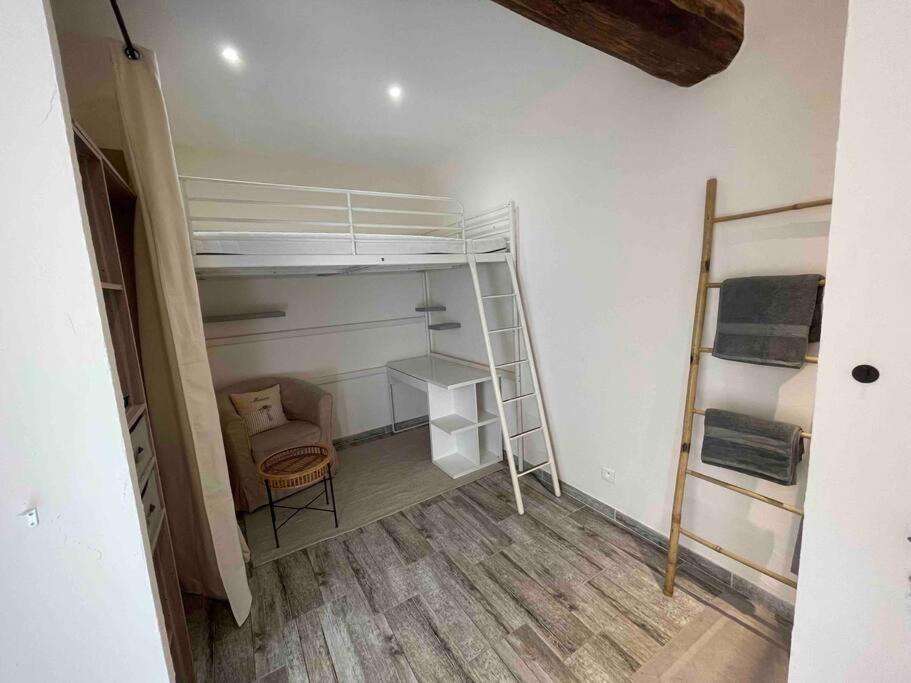 Toulon: Superbe Appartement Atypique 2 Chambres Exterior foto